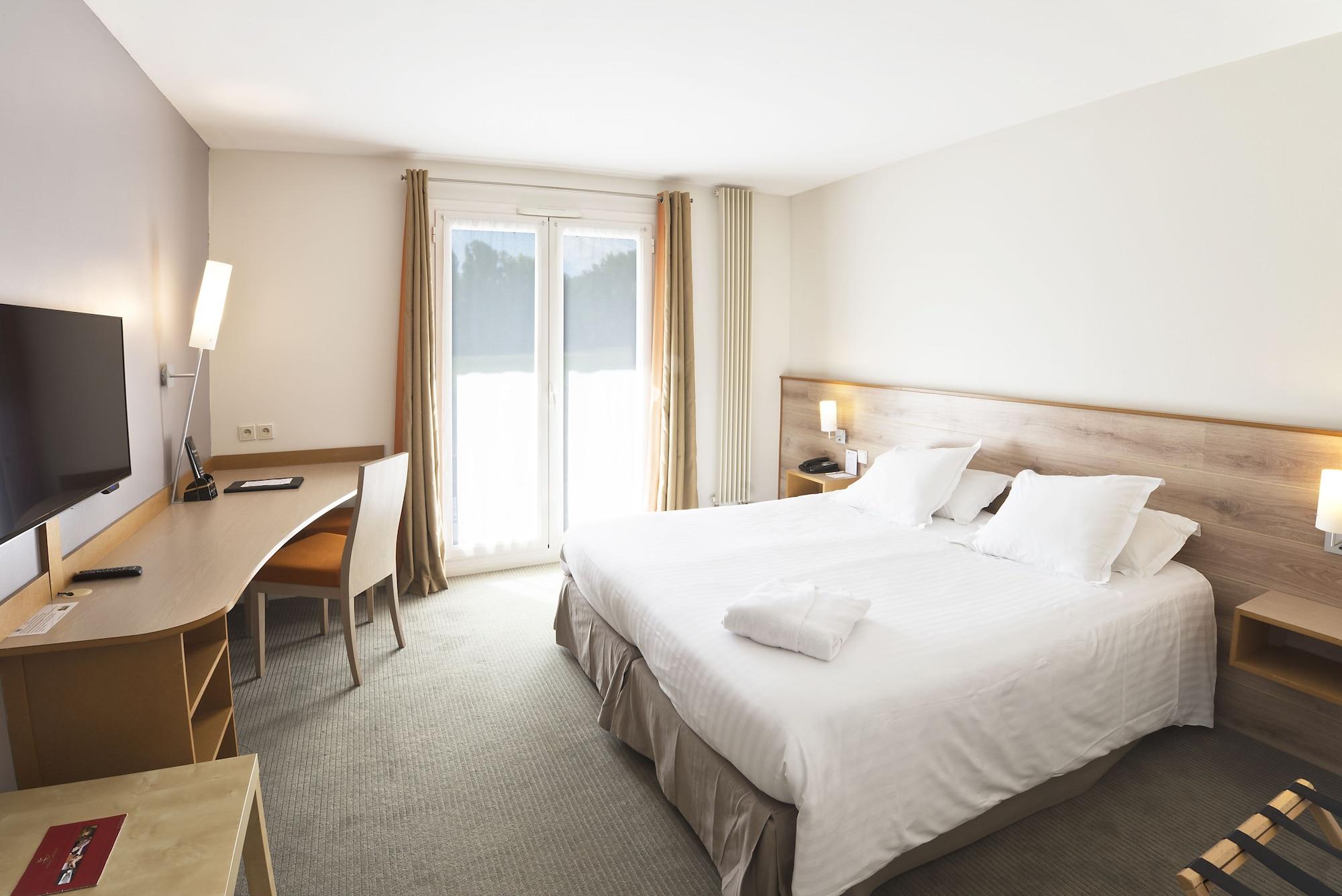 Best Western Plus L'Oree Paris Sud Saulx-les-Chartreux Exterior photo