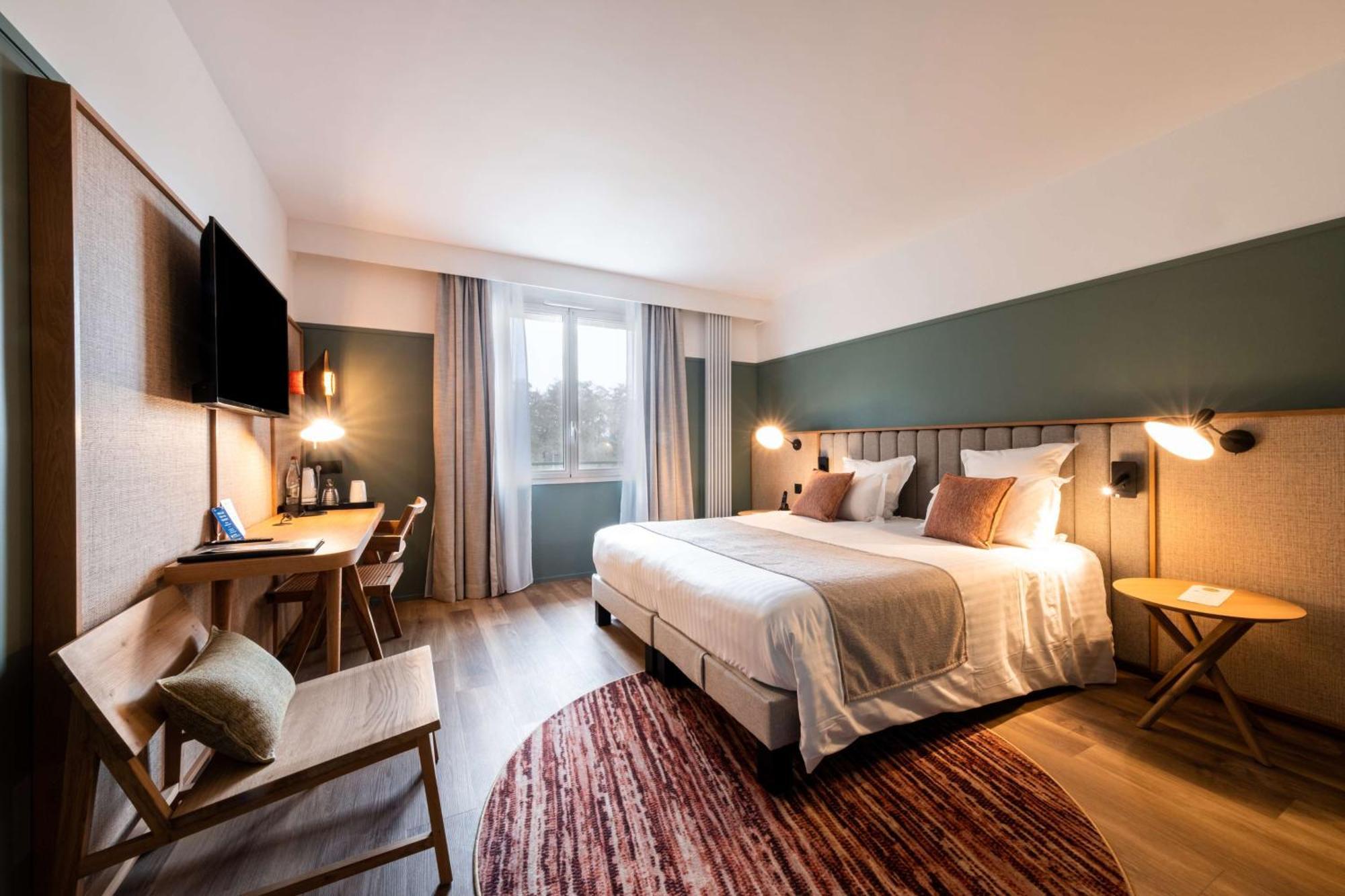 Best Western Plus L'Oree Paris Sud Saulx-les-Chartreux Exterior photo
